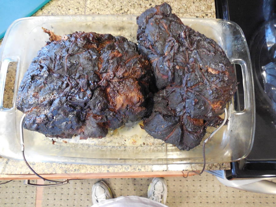 pulled from smoker 004.JPG
