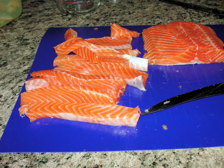 Salmon Jerky 12-21-2014-003.jpg