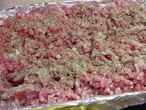 How do you mix your spices into you sausage meat?  Smoking Meat Forums -  The Best Smoking Meat Forum On Earth!